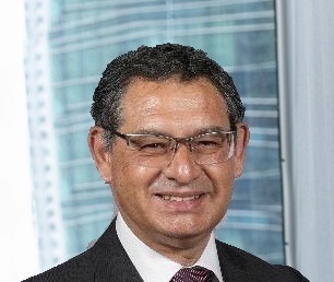 Roberto Rosales